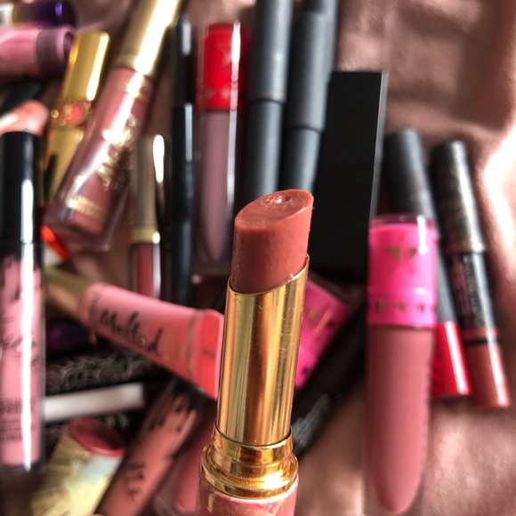 36 LIPSTICKS/LIQUID MOSTLY MATTE INCLUDING YSL, KYLIE, UD, TARTE - Worth +$700 - Picture 10 of 13